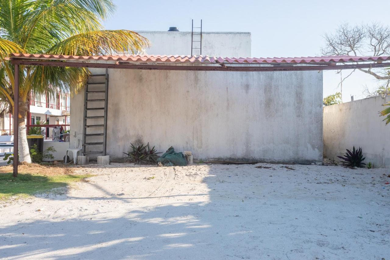Pelican Inn At Las Dunas Chelem Luaran gambar
