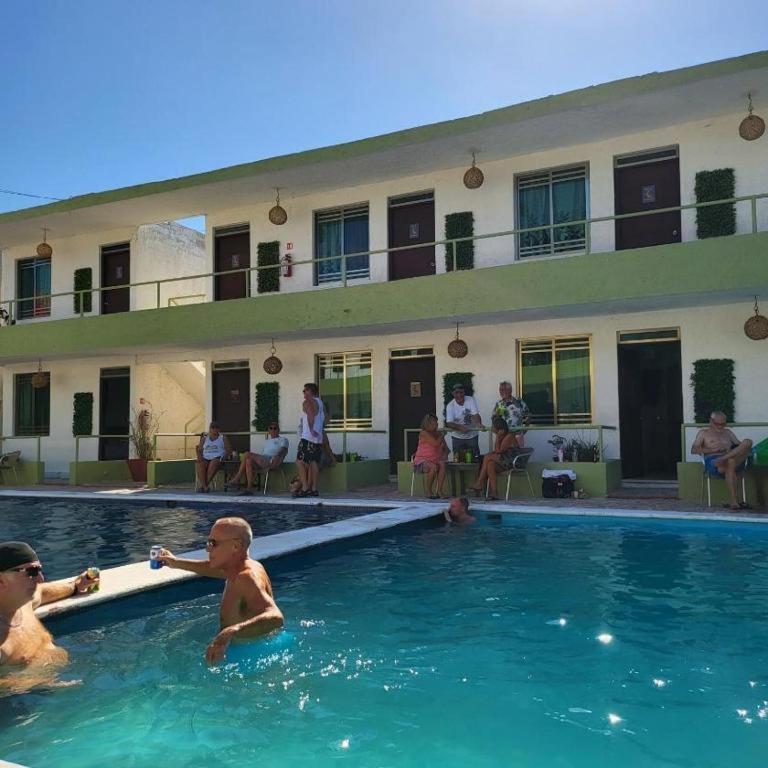 Pelican Inn At Las Dunas Chelem Luaran gambar